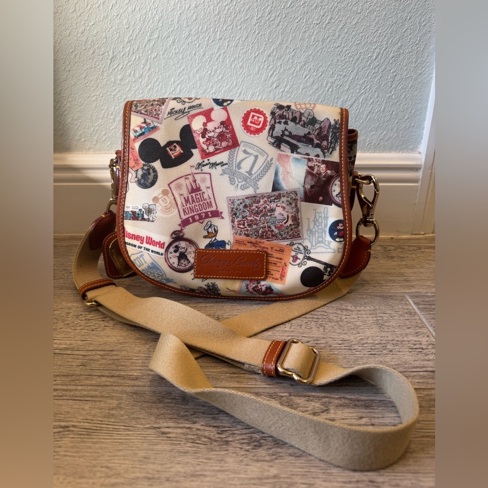Vintage Disney Dooney & Bourke 40th Anniversary Messenger Crossbody Bag